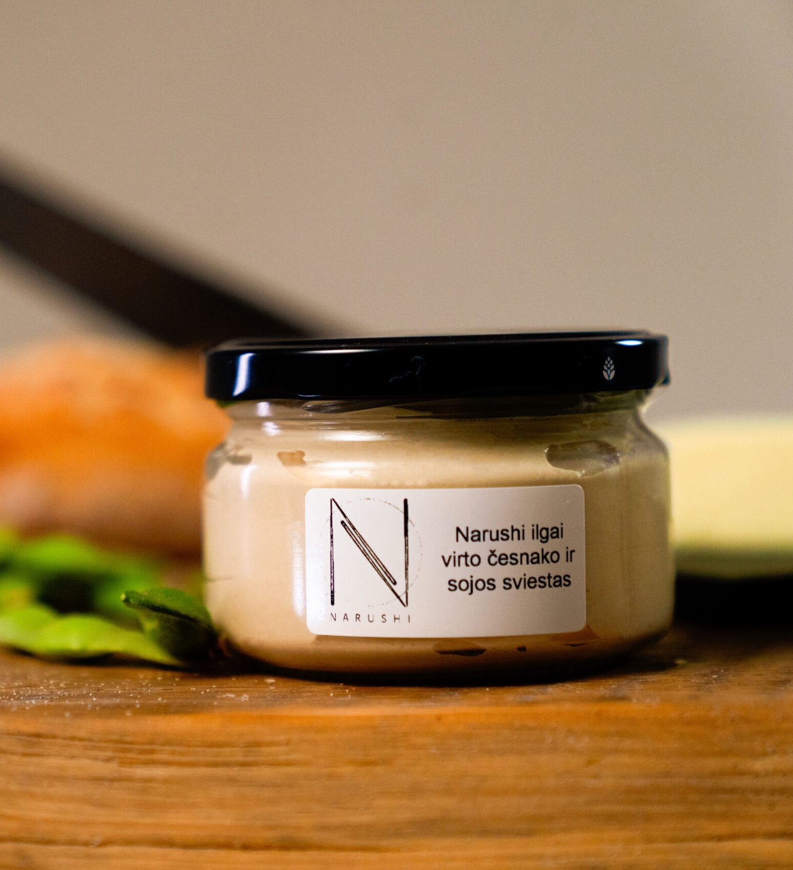 Sviestas | Cesnakinis sviestas | Plaktas sviestas | Naminis sviestas | Sojos sviestas | Sviestas internetu | Česnakinis sviestas | Žolelių sviestas