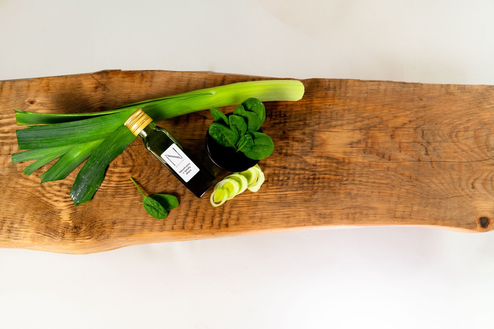 Aliejus | Poru ir spinatu aliejus | poru aliejus | spinatu aliejus | kokybiskas aliejus | italiskas aliejus | aliejus salotoms | narushi prekes