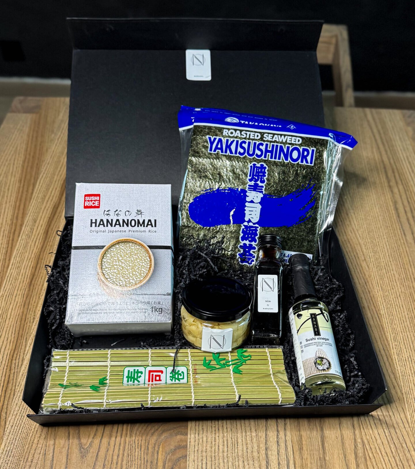 sushi gaminimo rinkinys Sushi rinkinys namams | Japoniškas sushi rinkinys | Suši rinkinys dovana | Suši gaminimo rinkinys | Sushi starter kit | Sushi gamybos rinkinys internetu |