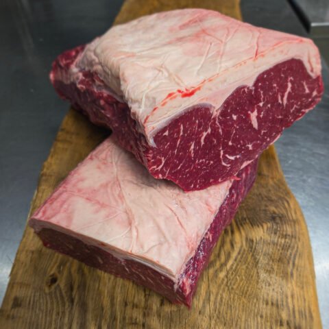 Jautiena is ukininku | Brandinta jautiena vilnius | Jautiena i namus | Sviezia mesa vilnius | angus jautiena | black angus jautiena | jautiena kepsniams | Uruvajaus jautiena