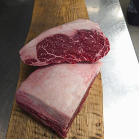 Jautiena is ukininku | Brandinta jautiena vilnius | Jautiena i namus | Sviezia mesa vilnius | angus jautiena | Wagyu jautiena | jautiena kepsniams | Wagyu Strip Loin | Wagyu kepsniai